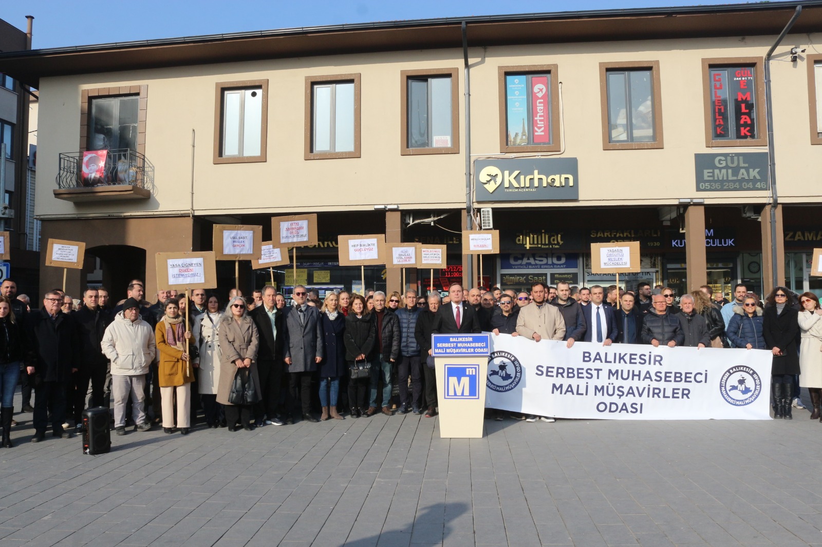 A4053Fdb Ef72 490F 9F7F Cf7E7Ac06923