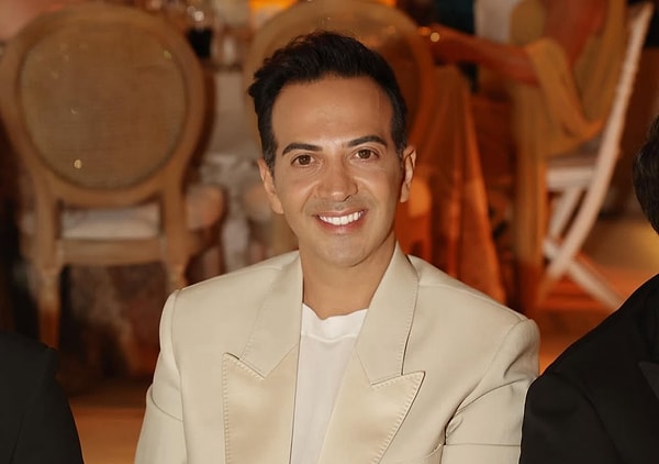 Cihan Sensozlu Kimdir