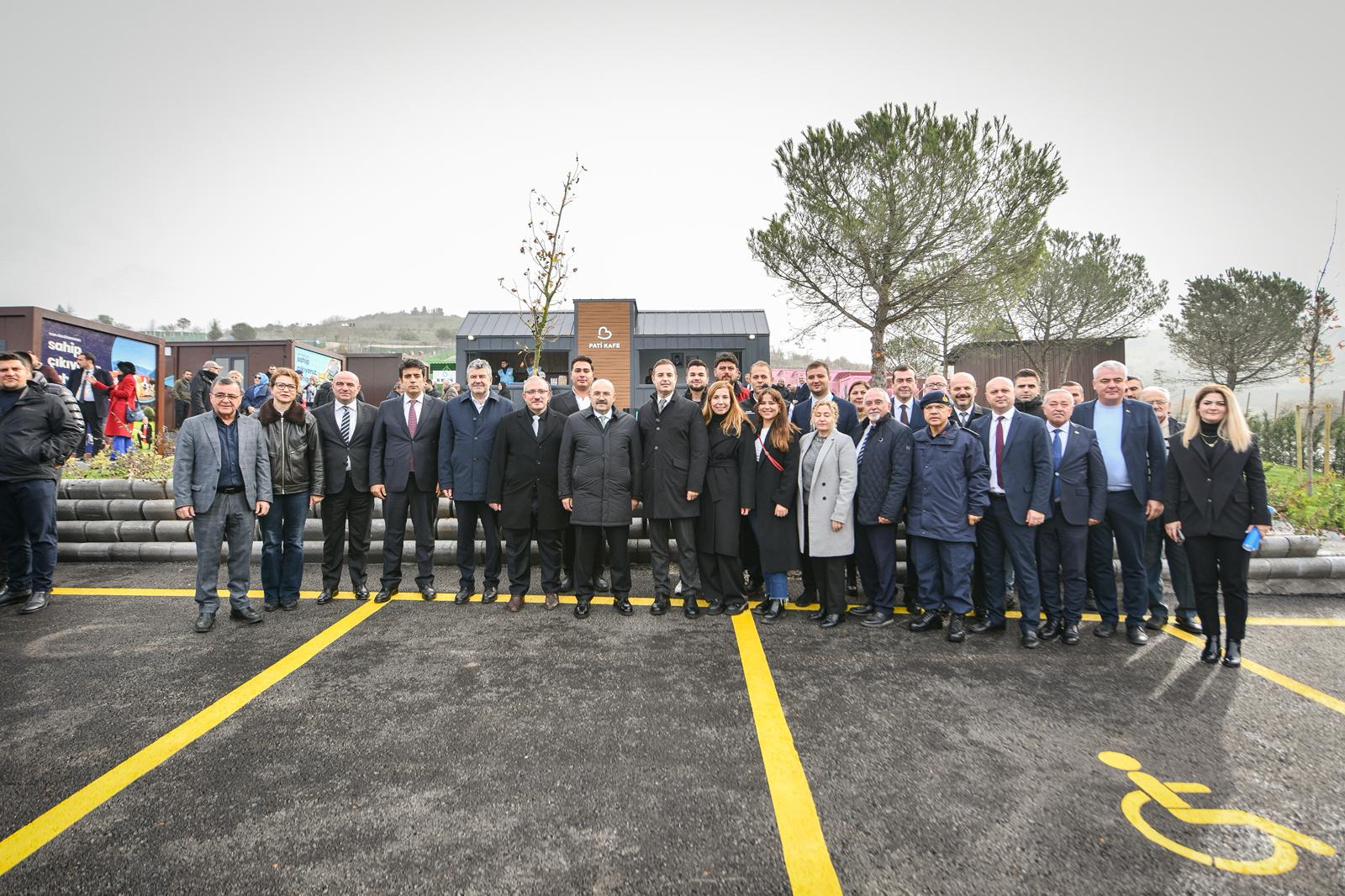 E22A1100 7F9F 40Cf 8A75 7495B5887Da3