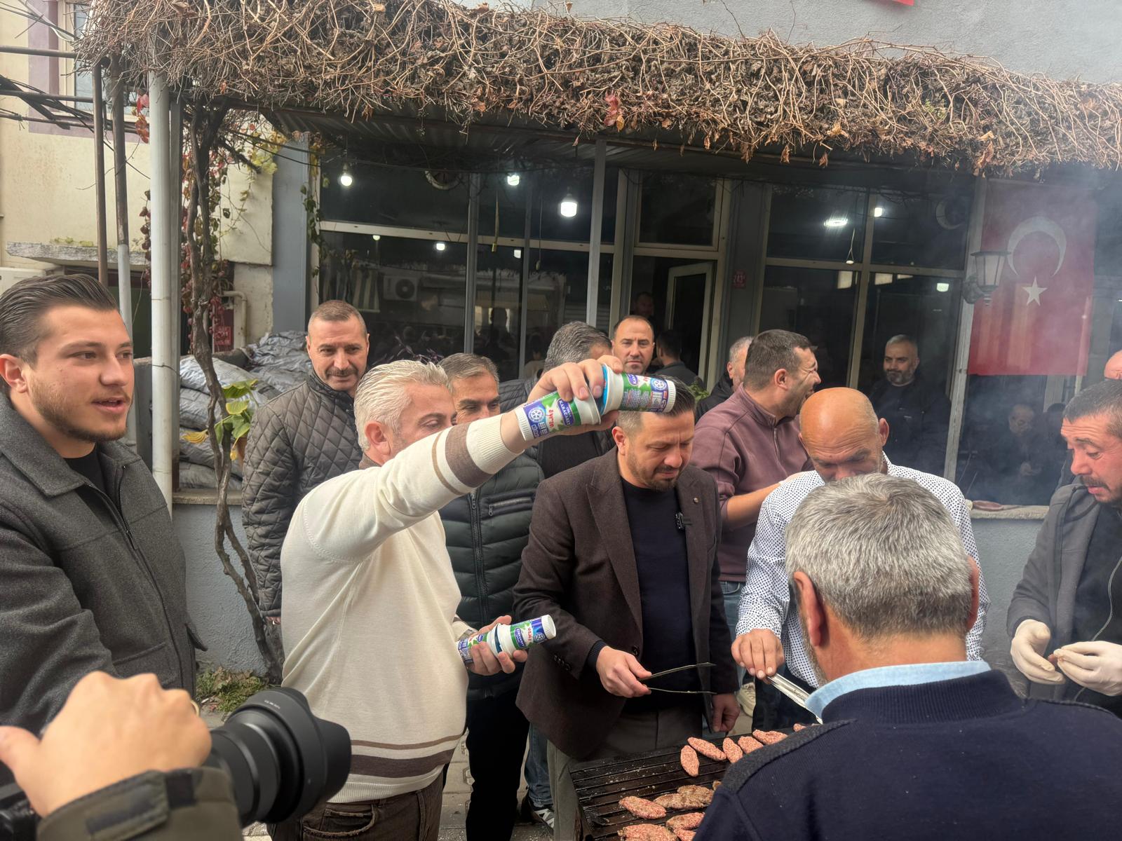 F03C9052 835C 463F A83A 92806Efe0288