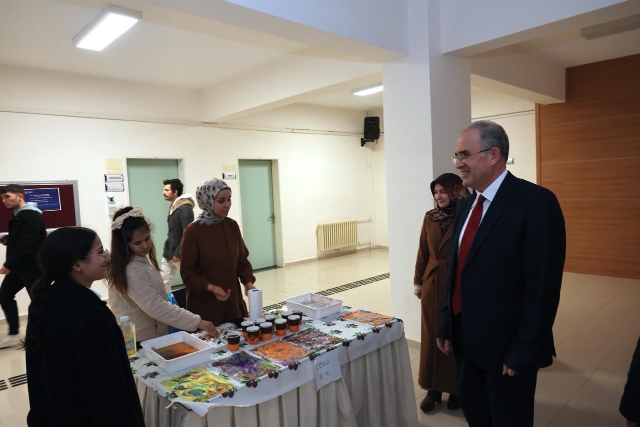 Feff3C03 17B2 D6C6 1709 3C2B49D13057