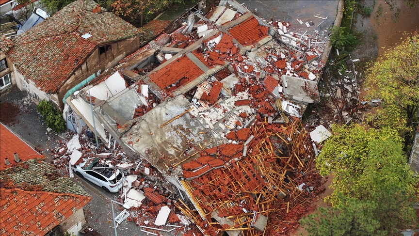 Thumbs B C Ce8F5D8F740C96B40Cd44947B6F96E1B-1