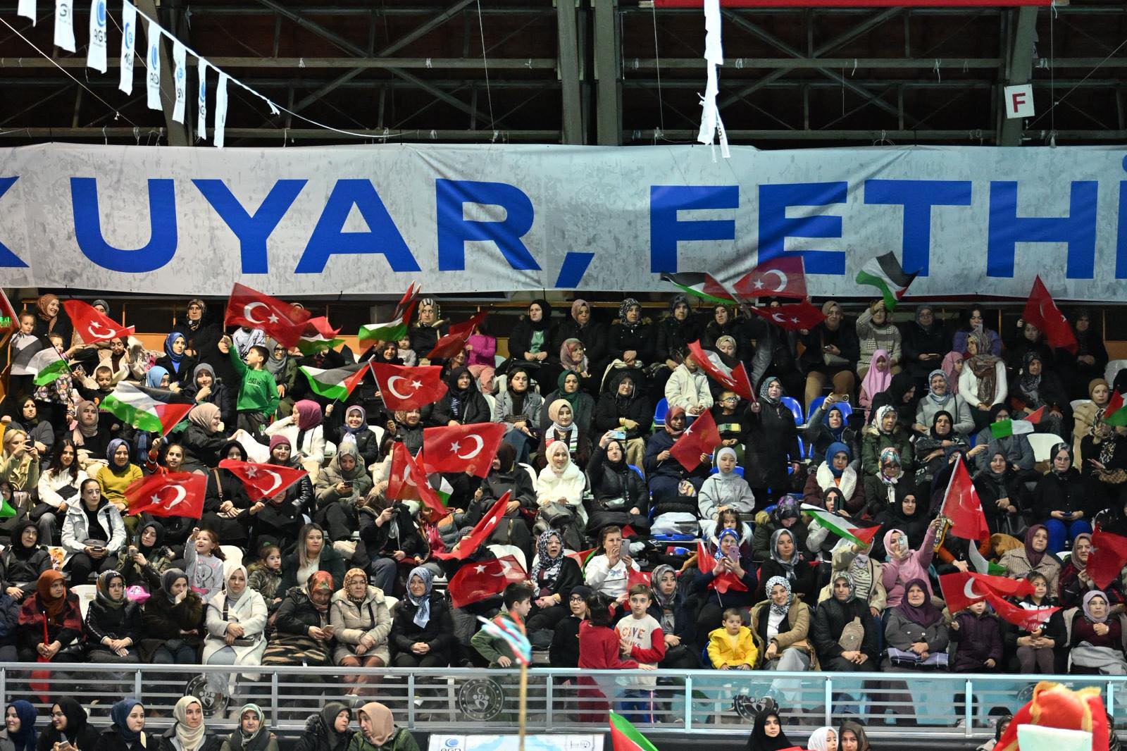 605793980 122207688668335762 3737718513483845854 N