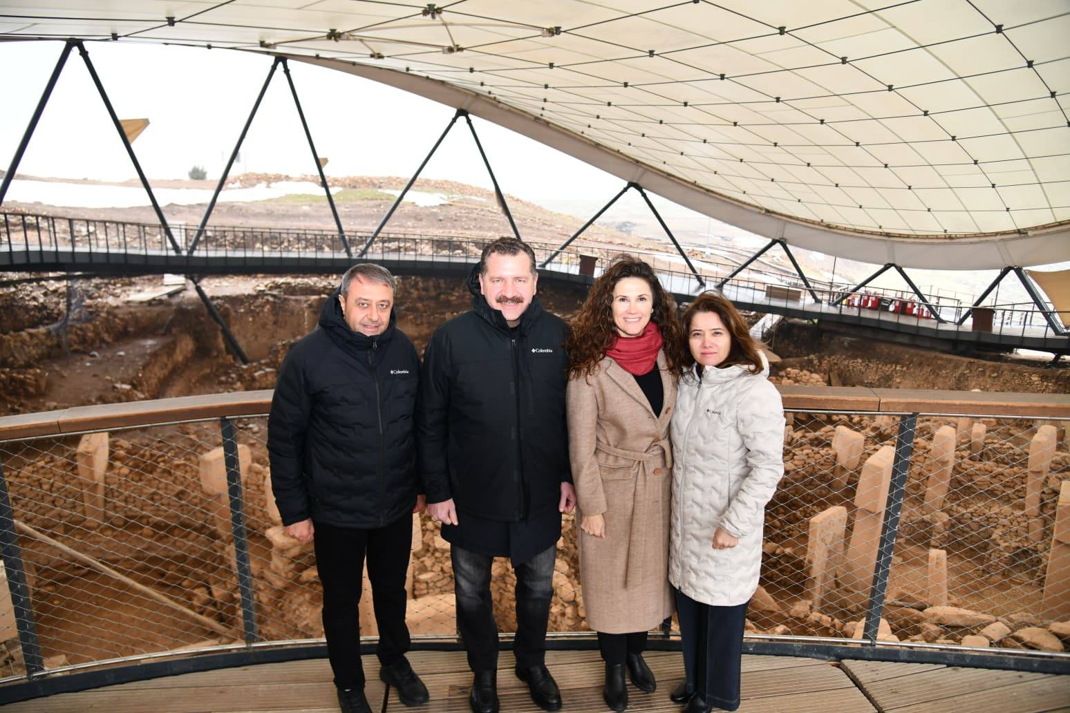 615148224 1424746902645009 7472250703679993723 N