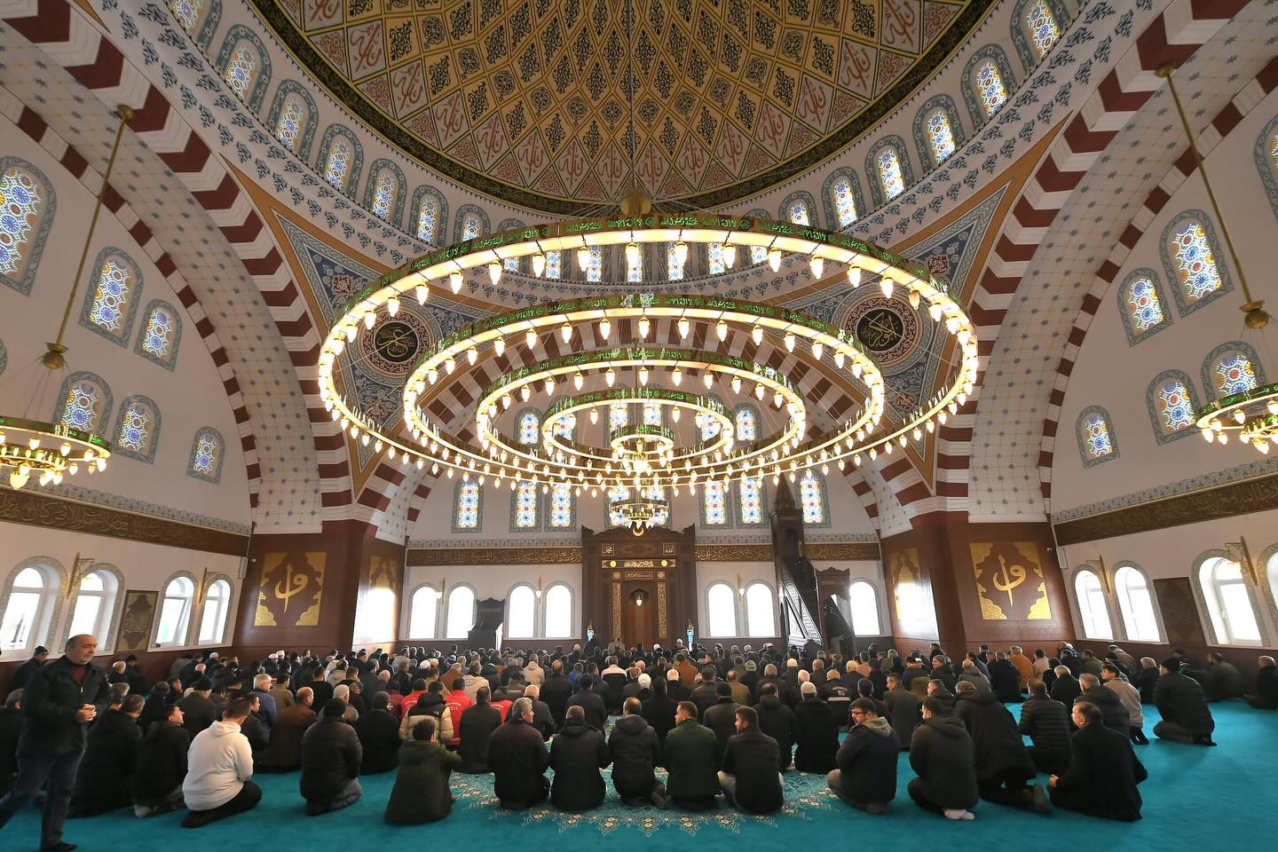 615770287 18321080293222704 8433918822788455725 N-1