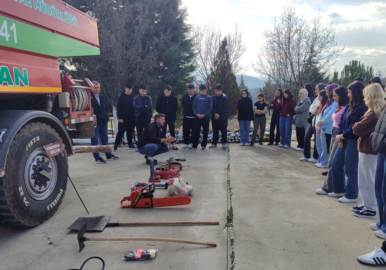 615811094 1321307623359759 1209796140280437911 N