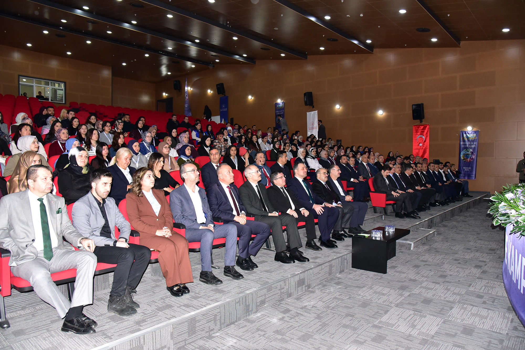 617080476 1329683502522171 8875779215804902401 N