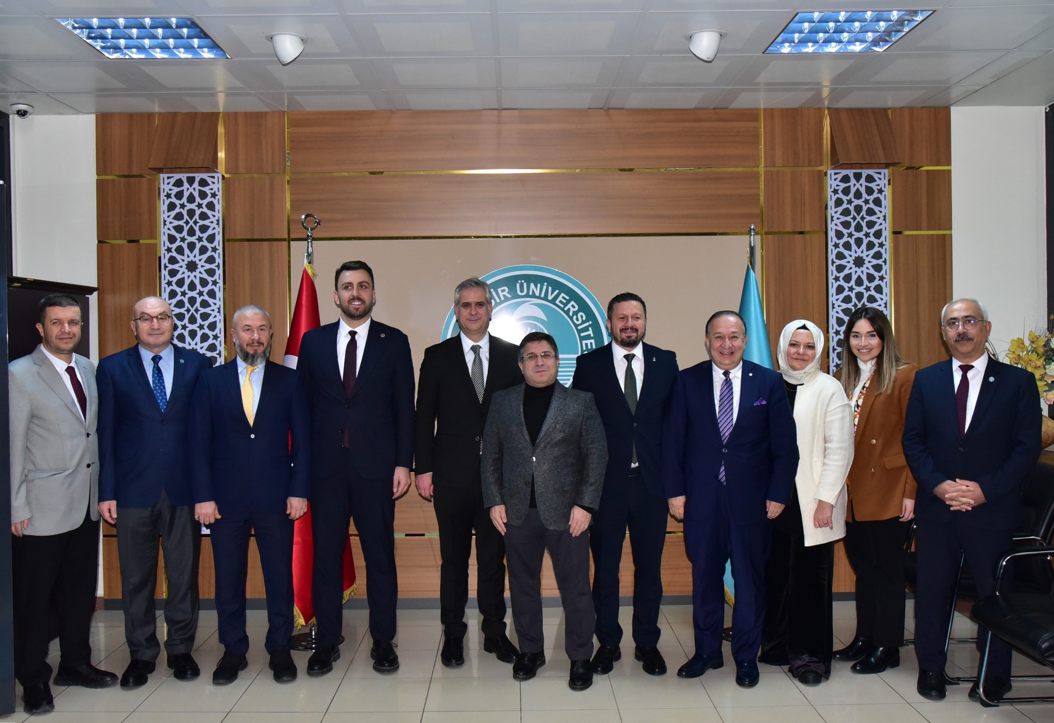 618129843 1327034096120445 3712158249345515851 N