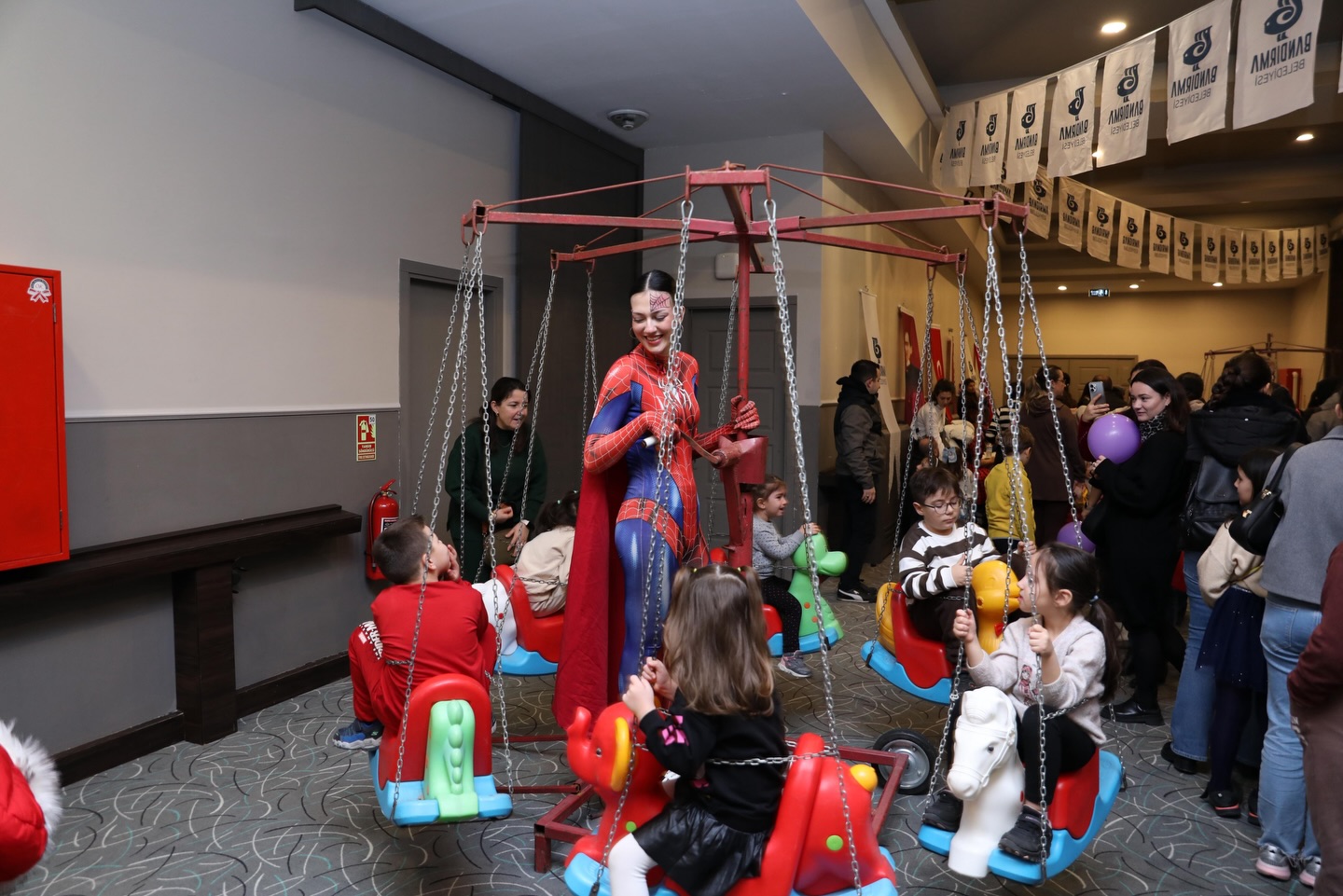 618803500 18343190140225400 2544781632869989277 N