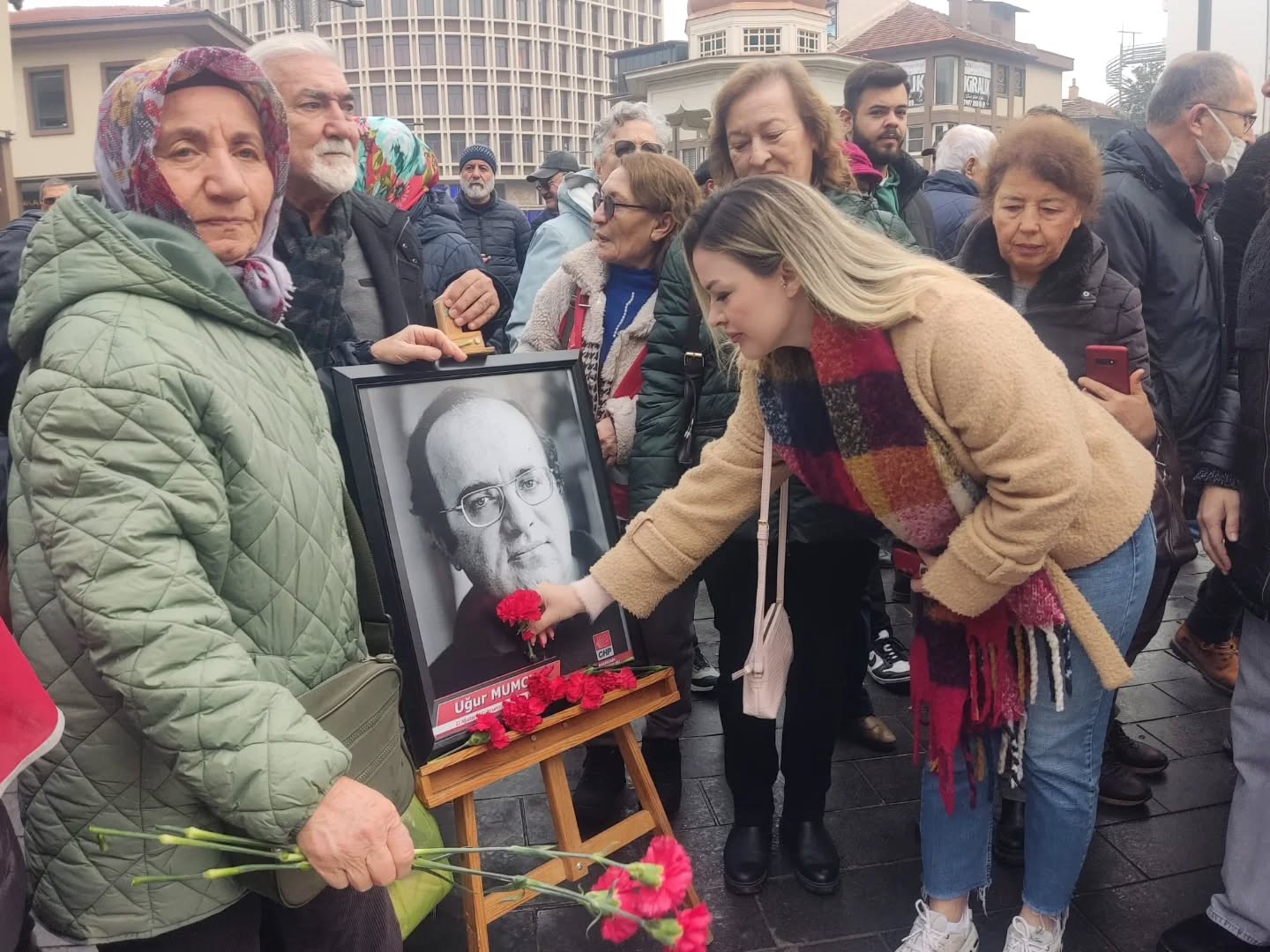 621126985 18507288277075458 2937193552735360838 N