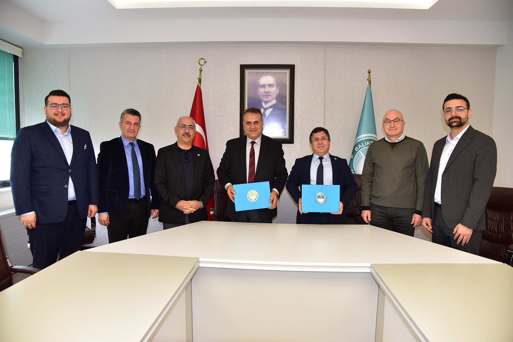 624348201 1333089735514881 4851708089421569273 N