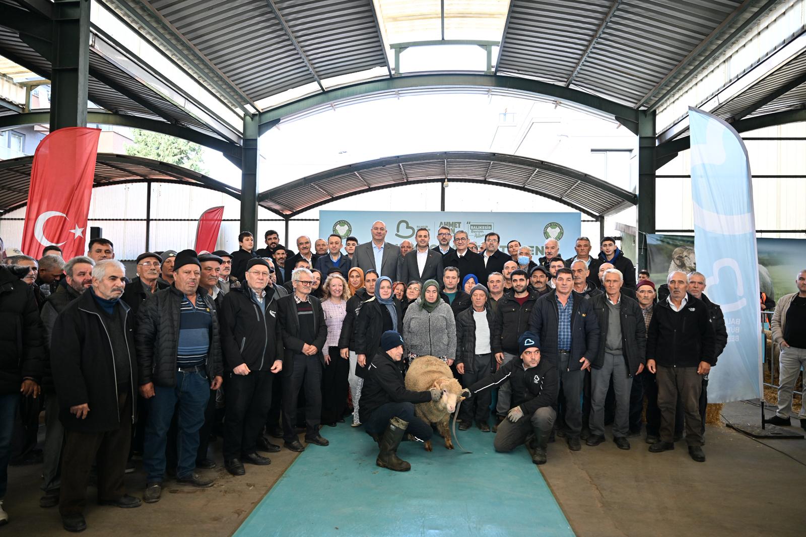 85B247B7 6433 4370 B0D1 Fea138F88072