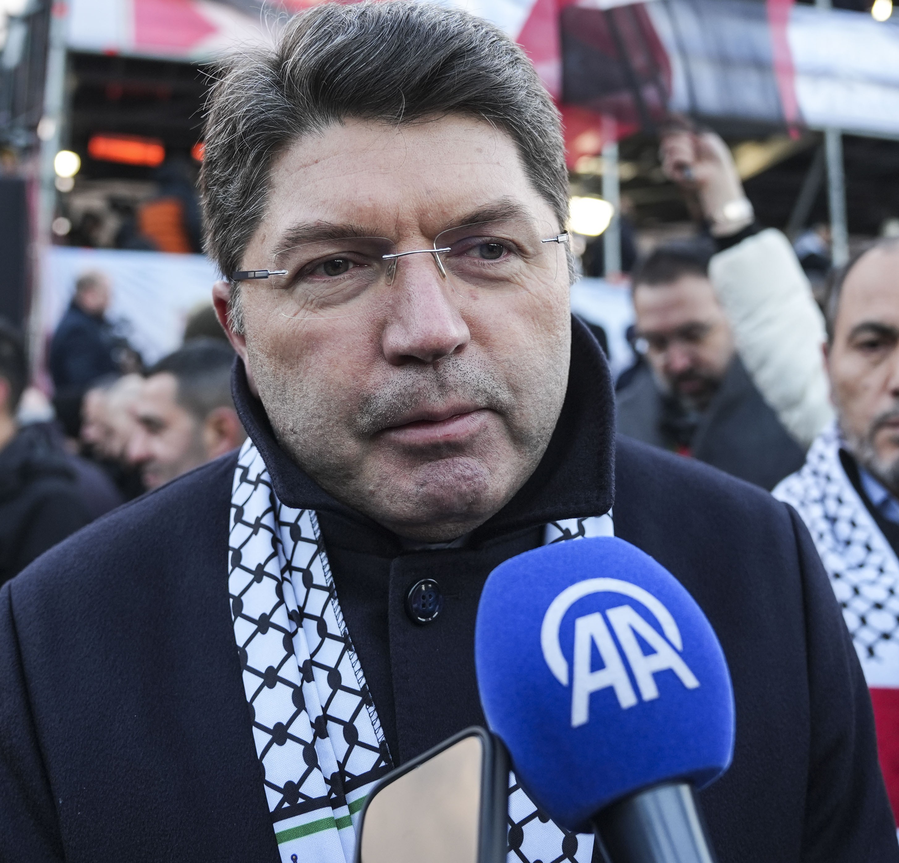 A A 20260101 40132826 40132824 A D A L E T B A K A N I Y I L M A Z T U N C F I L I S T I N E D E S T E K I C I N G A L A T A K O P R U S U N D E D U Z E N L E N E N Y U R U Y U S E K A T I L D I