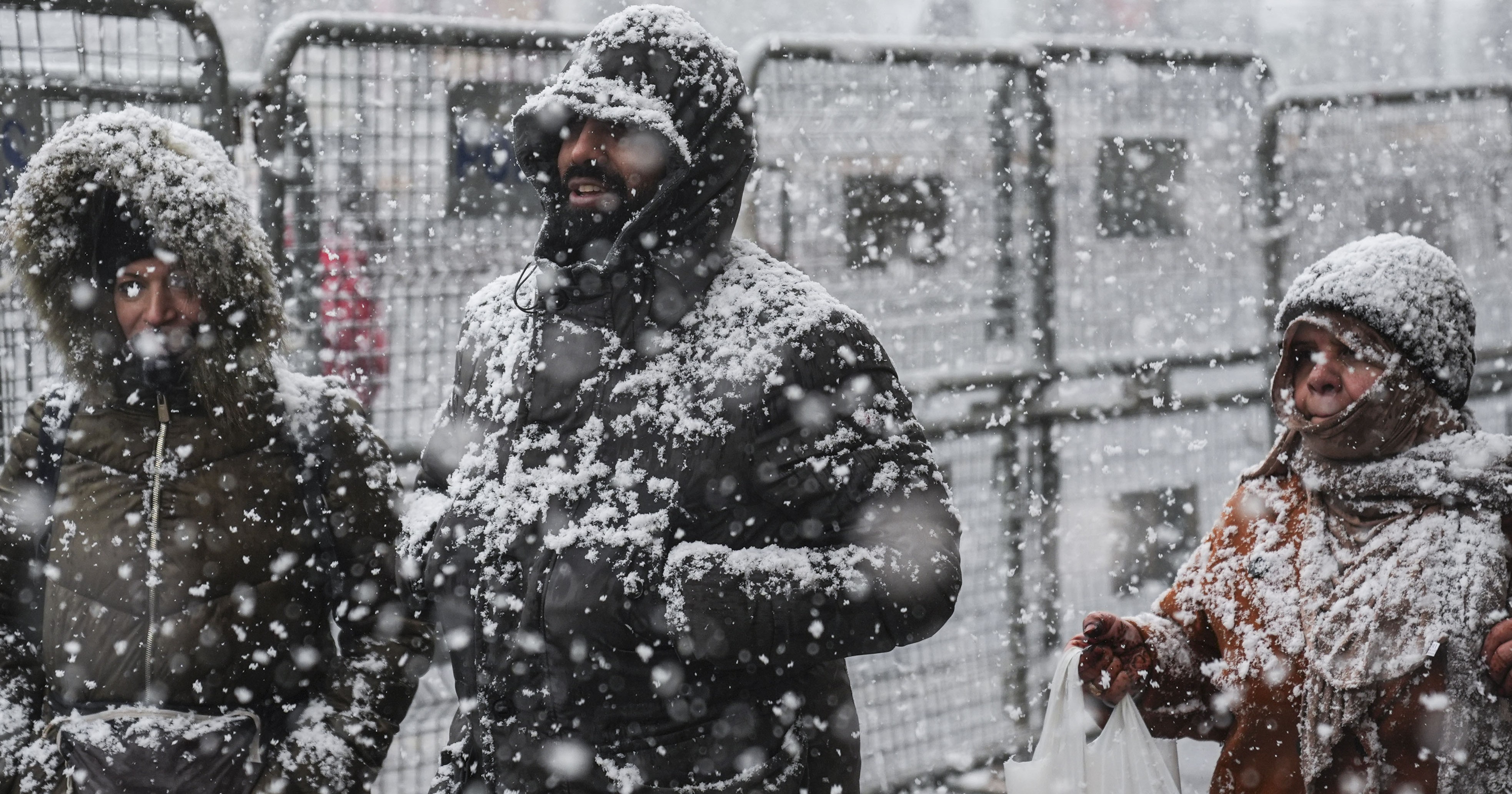 A A 20260101 40134484 40134483 I S T A N B U L D A Y E N I Y I L I N I L K G U N U N D E K A R Y A G I S I D E V A M E D I Y O R