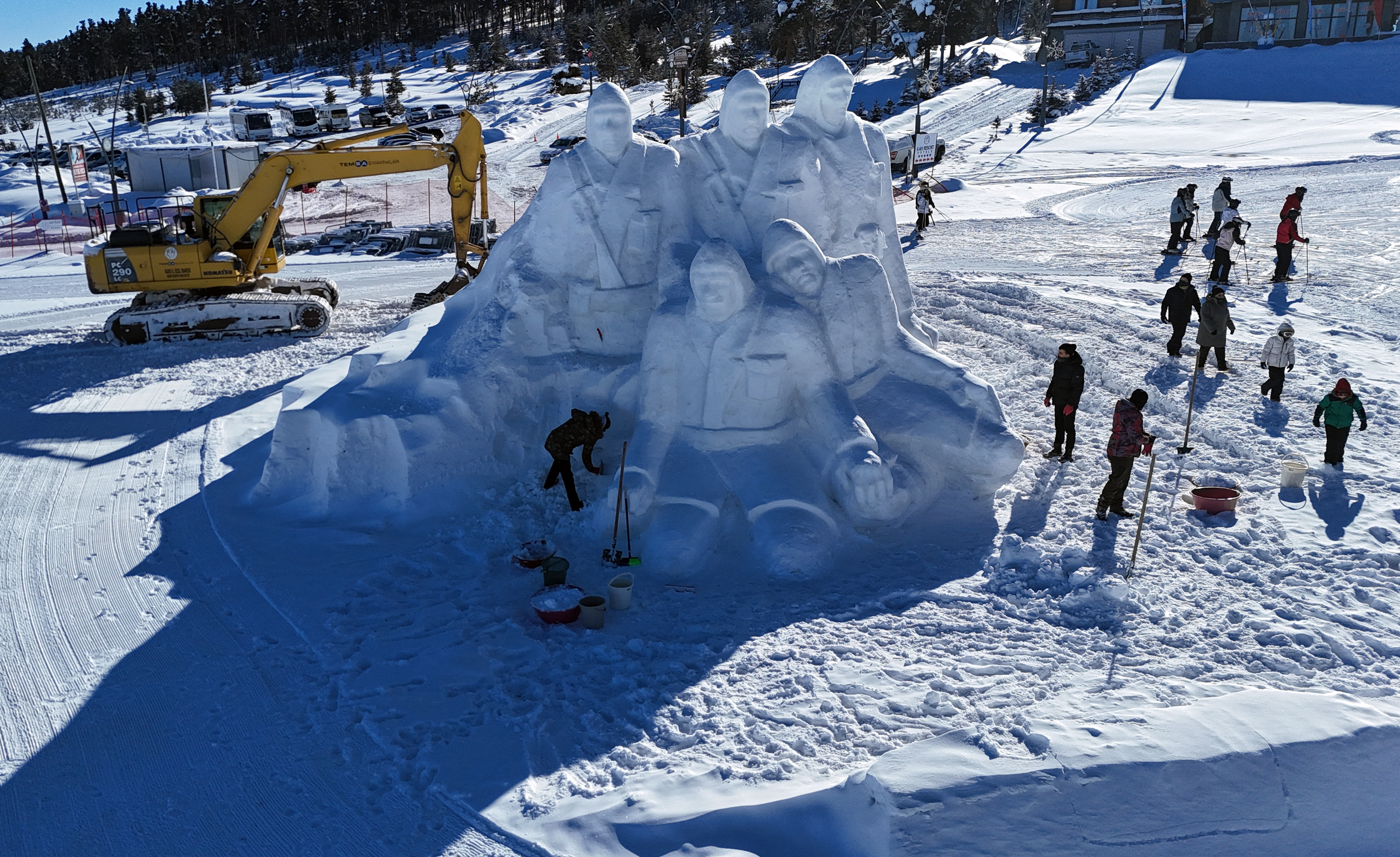 A A 20260102 40143908 40143902 S A R I K A M I S S E H I T L E R I A N I S I N A Y A P I L A N K A R D A N H E Y K E L L E R T A M A M L A N D I