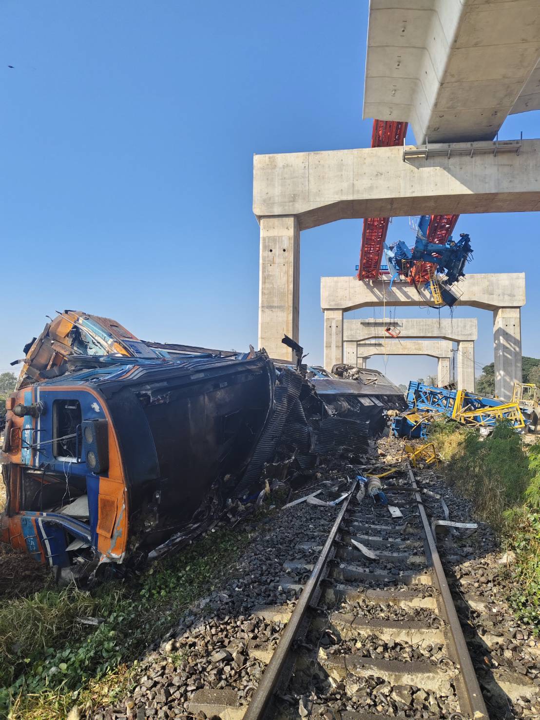 A A 20260114 40247165 40247162 T A Y L A N D D A U Z E R I N E I N S A A T V I N C I D U S E N T R E N I N D E V R I L M E S I S O N U C U 22 K I S I O L D U E N A Z 30 K I S I Y A R A L A N D I