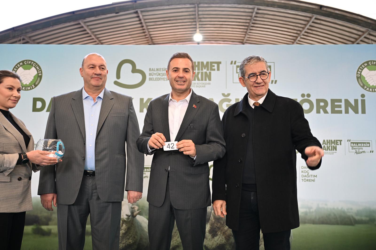 Bbdfe9Df Dcc2 4Ef3 A54B F898Acbf215D