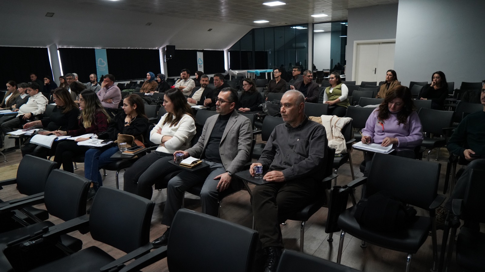 Ceb2C303 457D 4228 B5C3 Af74Da3Fb031