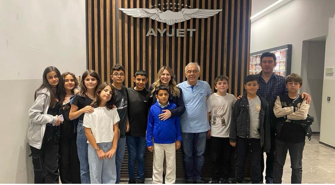 D703F52B F709 4Cf3 Bb24 8E120866F271