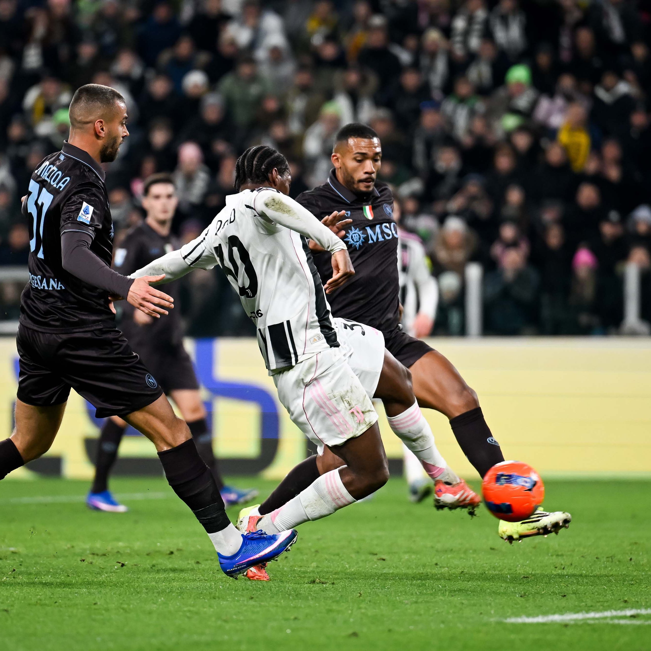 G Huwnk W Q A Emda C