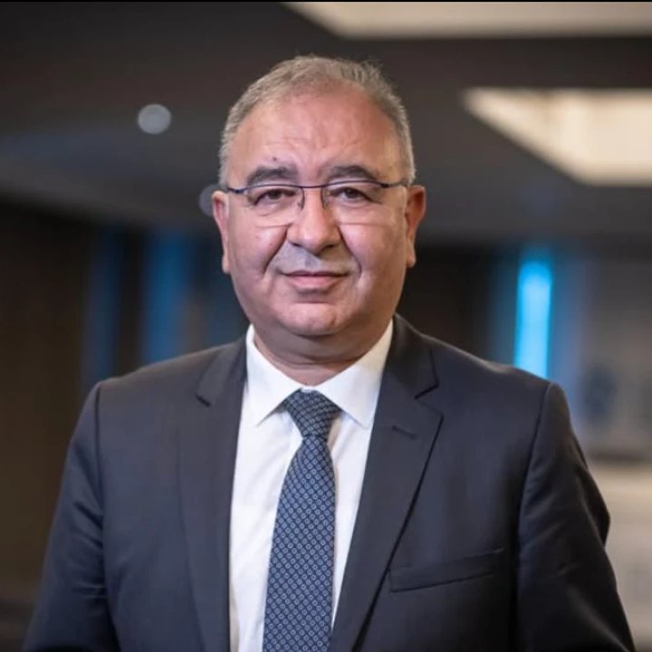 G V R N4C W4 A Aq Fd F