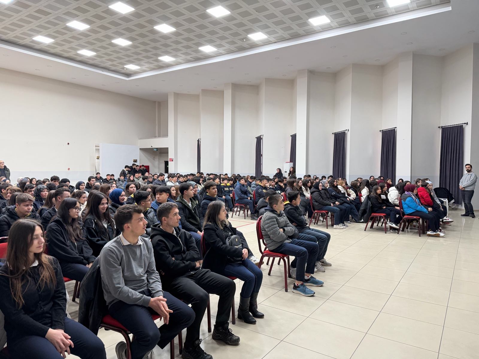 06D9A4672081C58219553E8D56C6Ca35