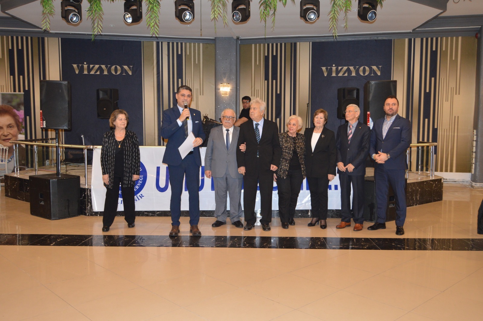 1A7B16Ff 9B0F 4A54 A35D 4C1358A1069F