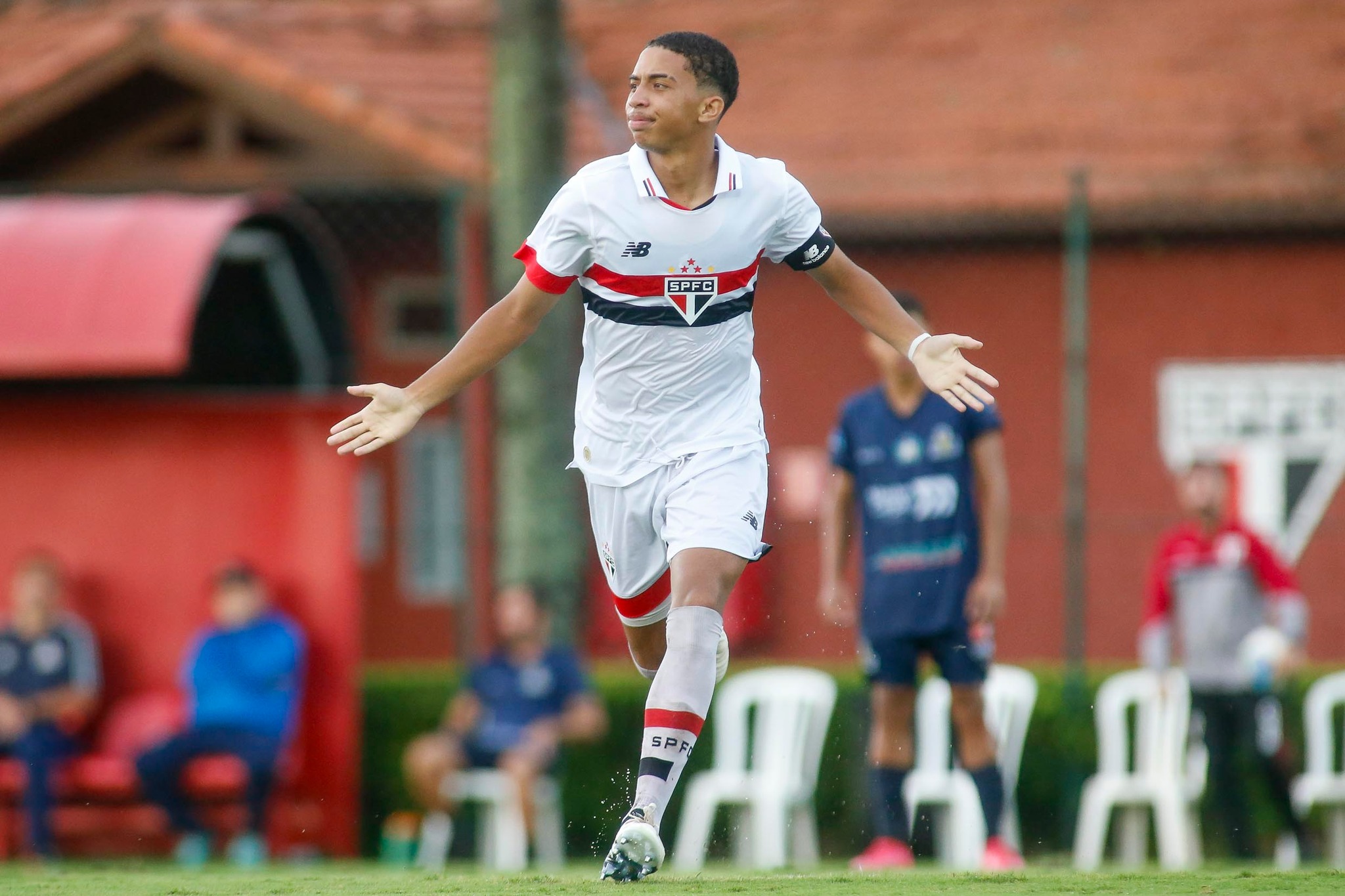 486471521 1193253219128929 7021814022419698672 N