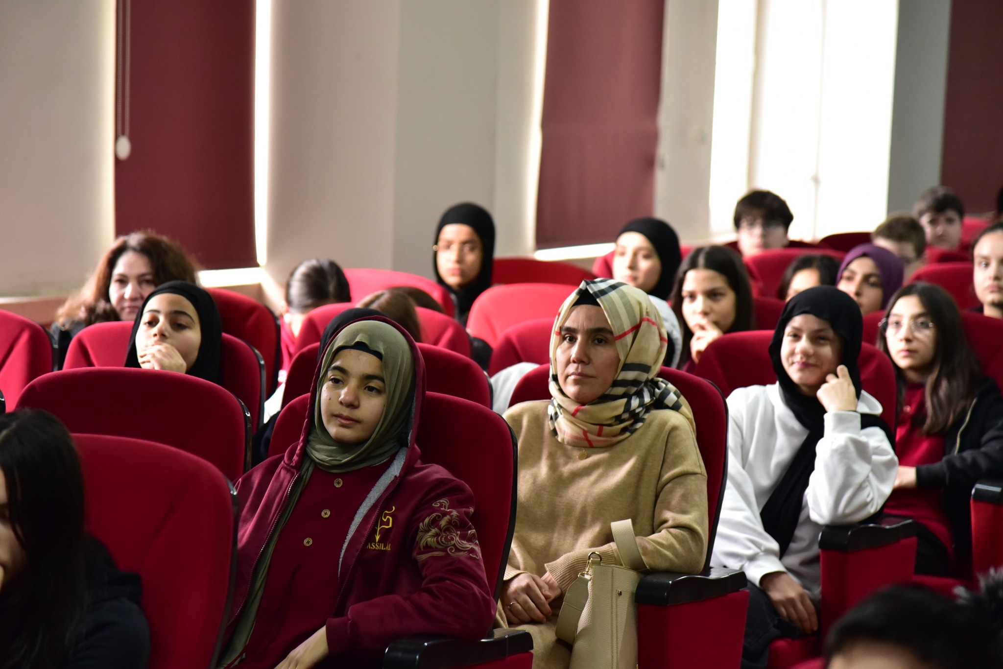 625961153 1337231588434029 36545672796854876 N