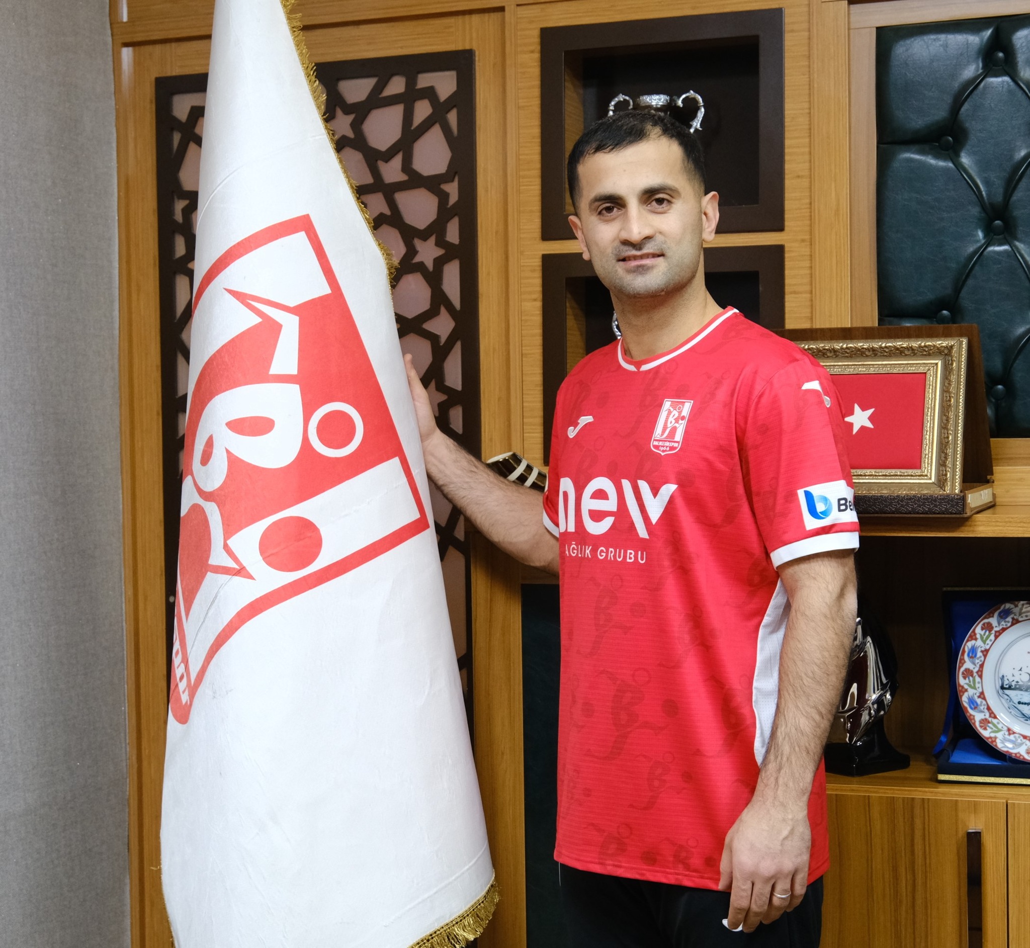 628357132 1474639491337783 2497457978088317475 N (1)