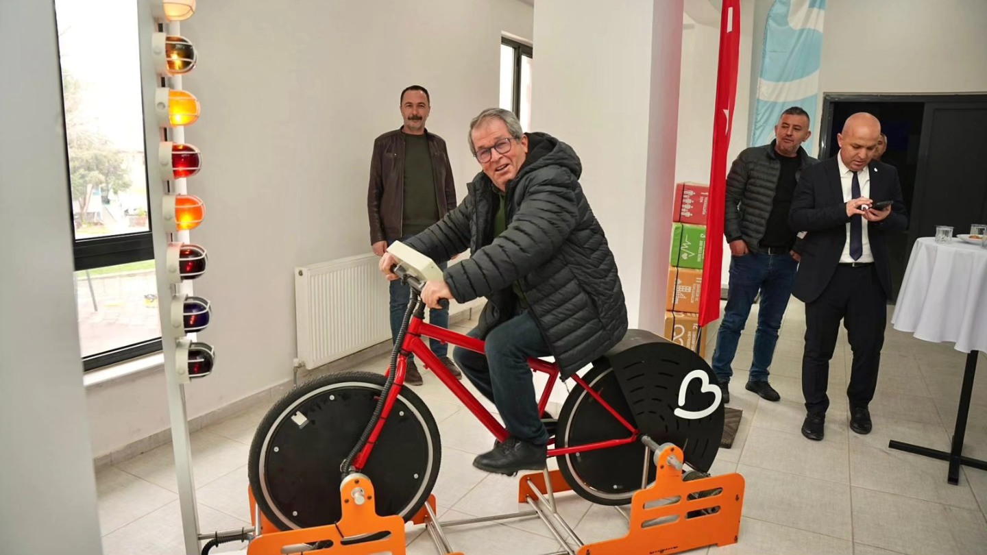 631104066 26068172329487404 2873021836519925708 N