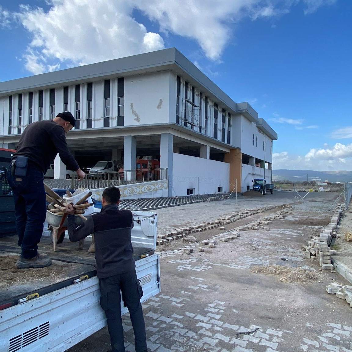 631677318 122230806464300867 3077195094665240988 N