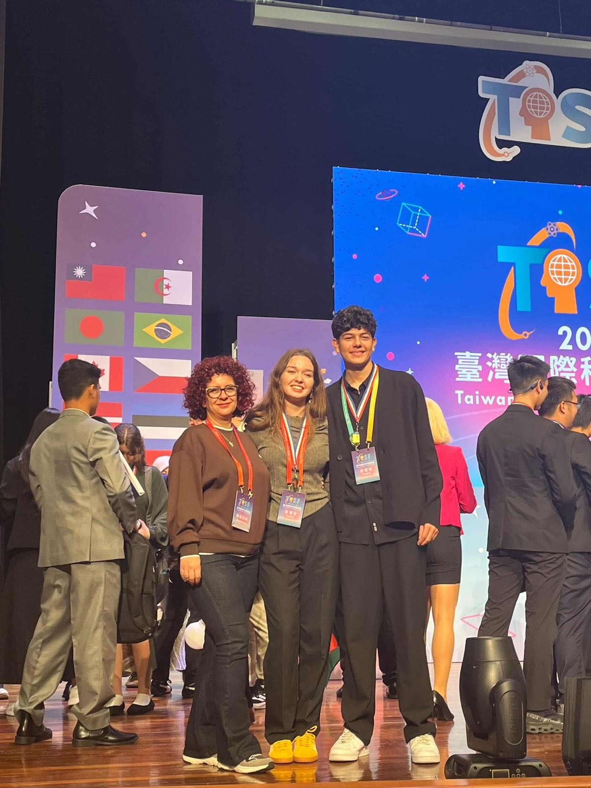 632035448 18057159233677787 1585717345034176152 N