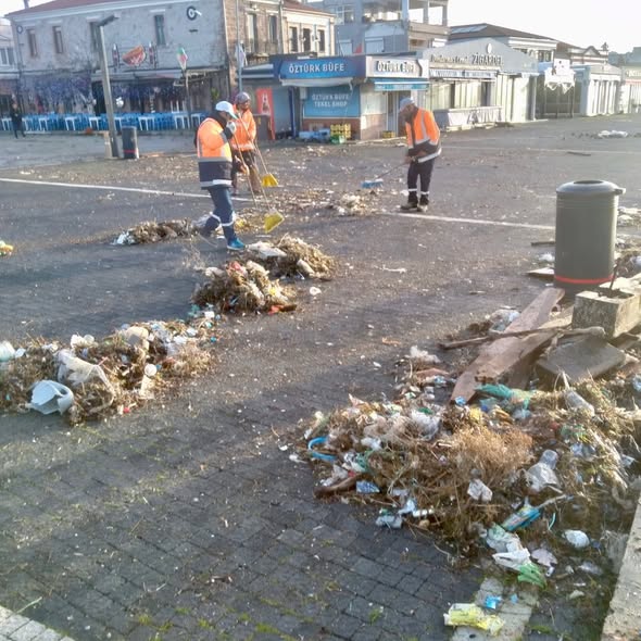 632189576 18531279202064151 5207393170984203936 N