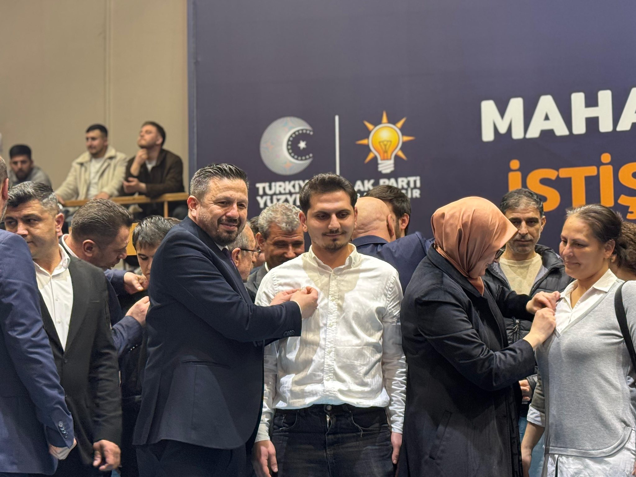 634444863 851848097858517 1349599687003507511 N