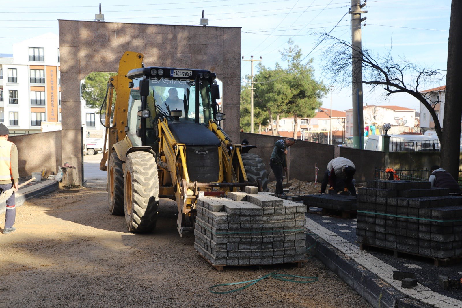 637937784 1375441837959183 6928489027626556536 N