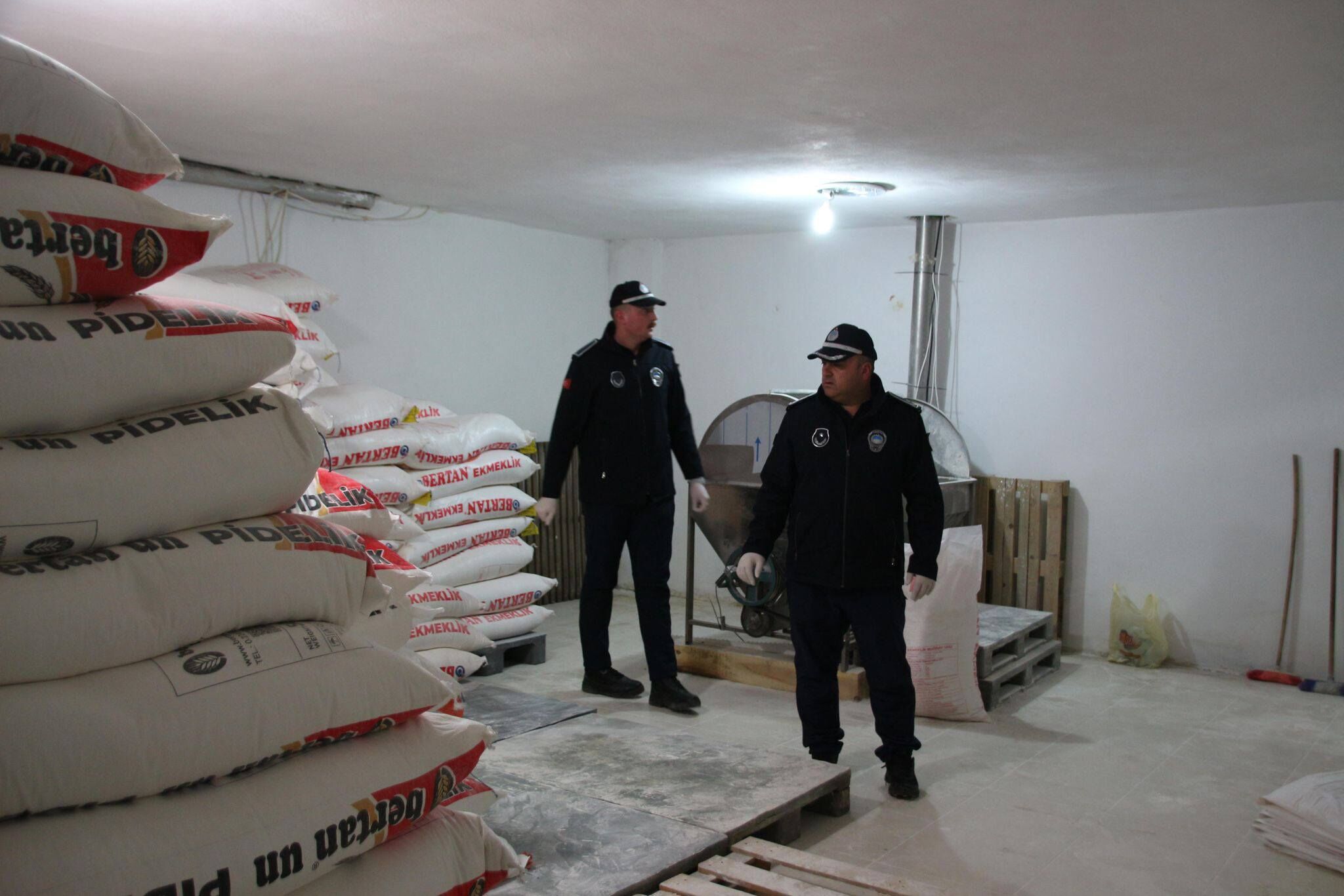 640955361 1237700155229646 3199134207133284733 N