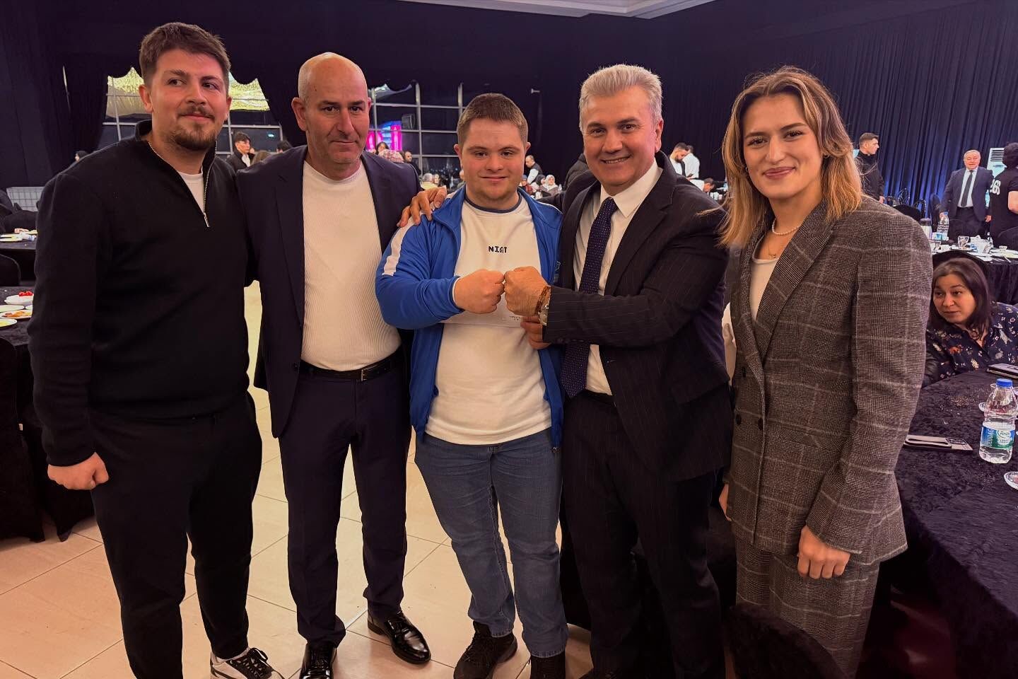 641334175 18570402184049268 1952351135751215044 N