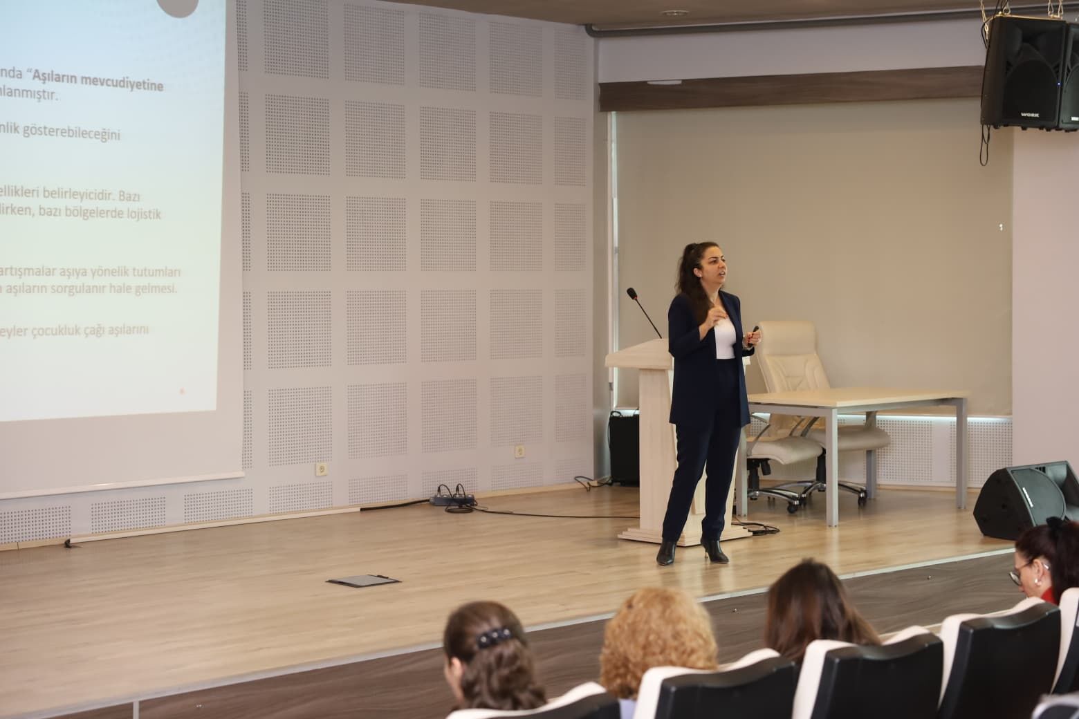 643313893 915216071213279 4397328789773466797 N