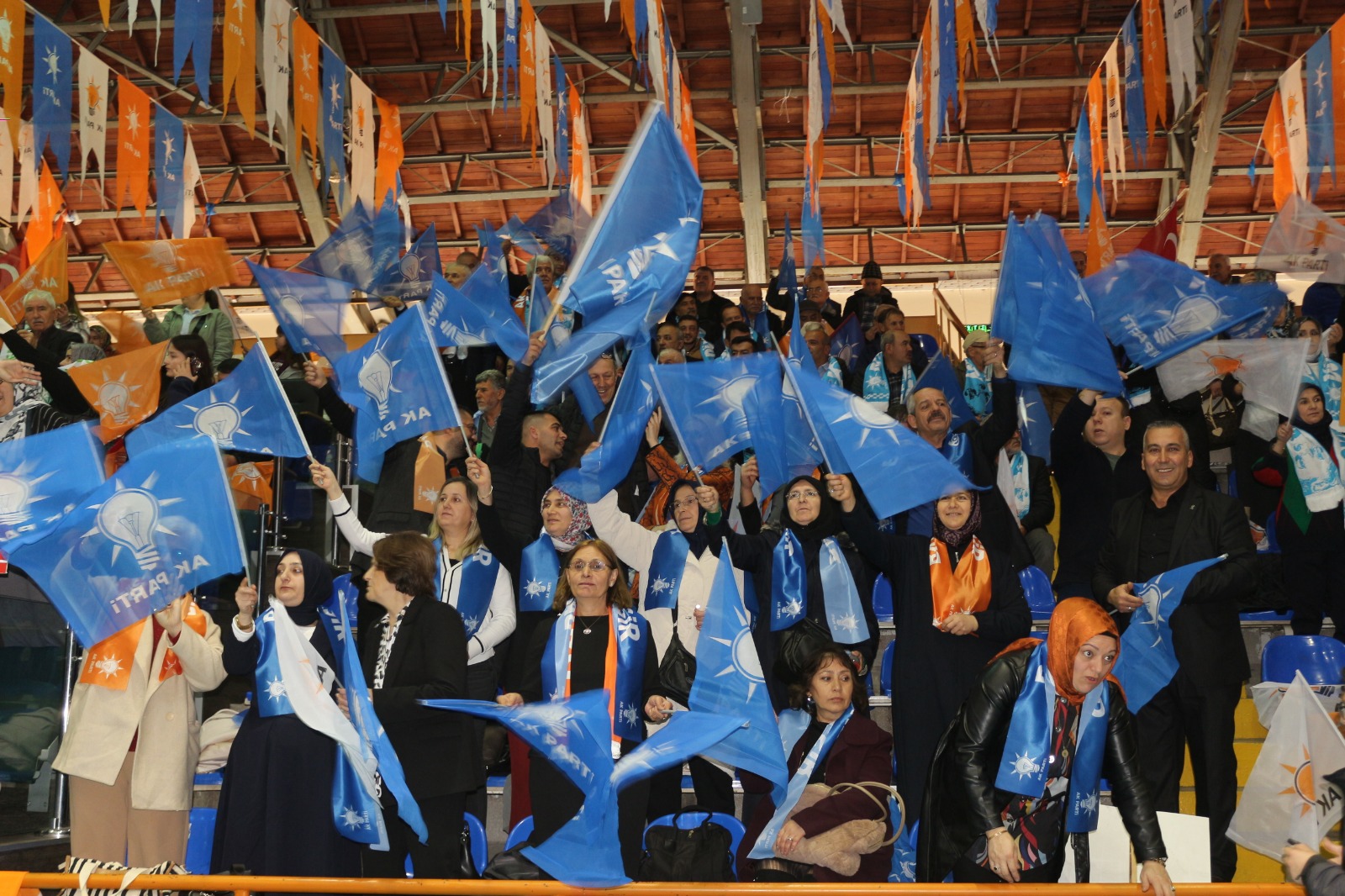 659C590B 2C0A 41E7 835F 6Edde34A6Fe0