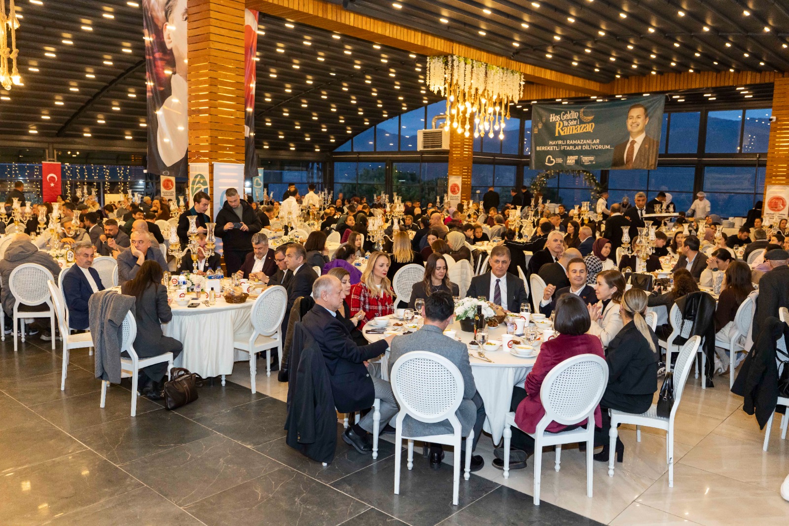 81600Ec0 2263 44Bf Af58 69B3354C1E0C-1