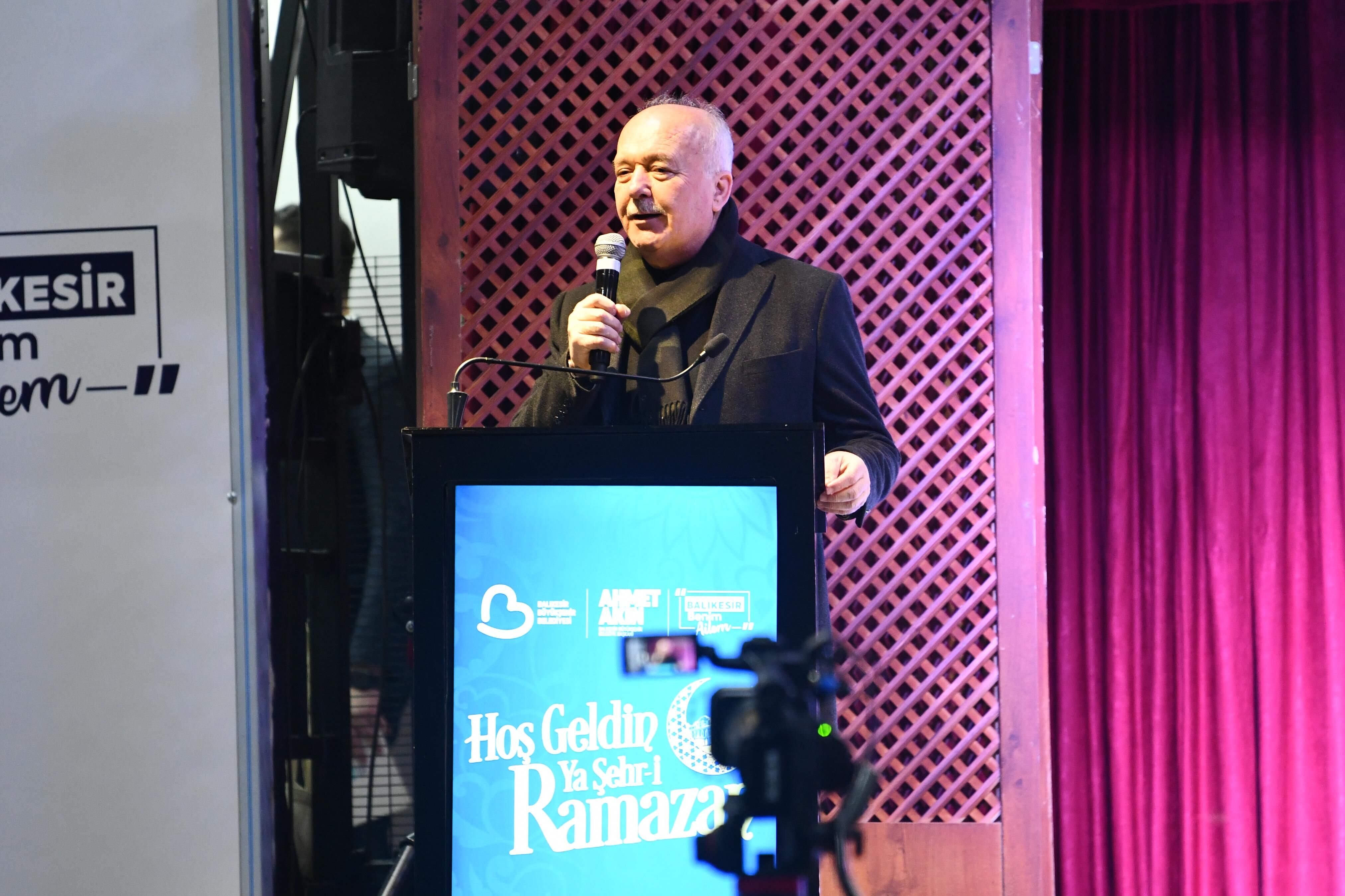 931De022 7474 443F B4F9 512E875F89Fe