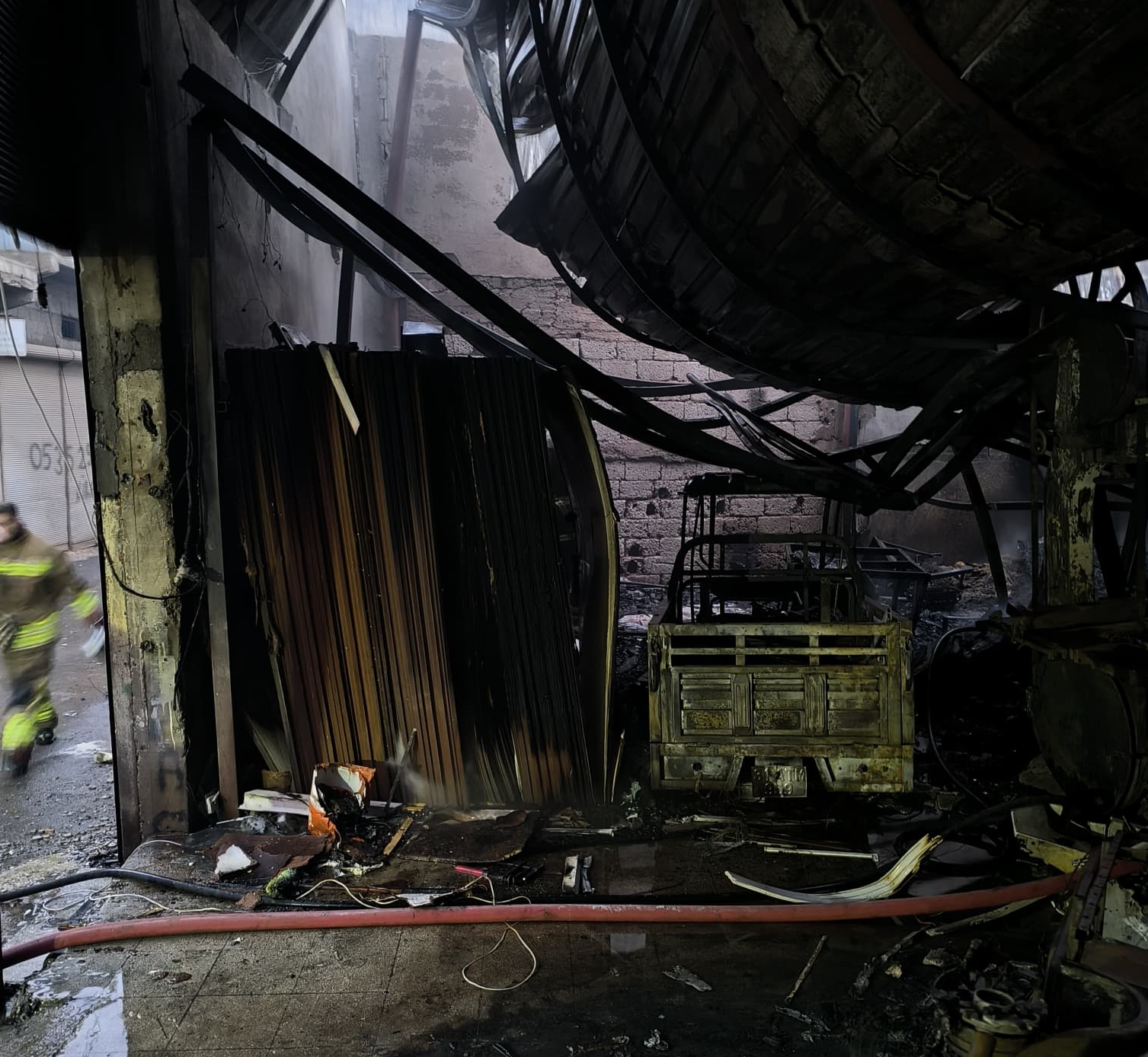 A A 20260218 40591564 40591562 H A T A Y D A S A N A Y I S I T E S I N D E K I Y A N G I N 3 I S Y E R I V E 1 E V D E H A S A R A Y O L A C T I