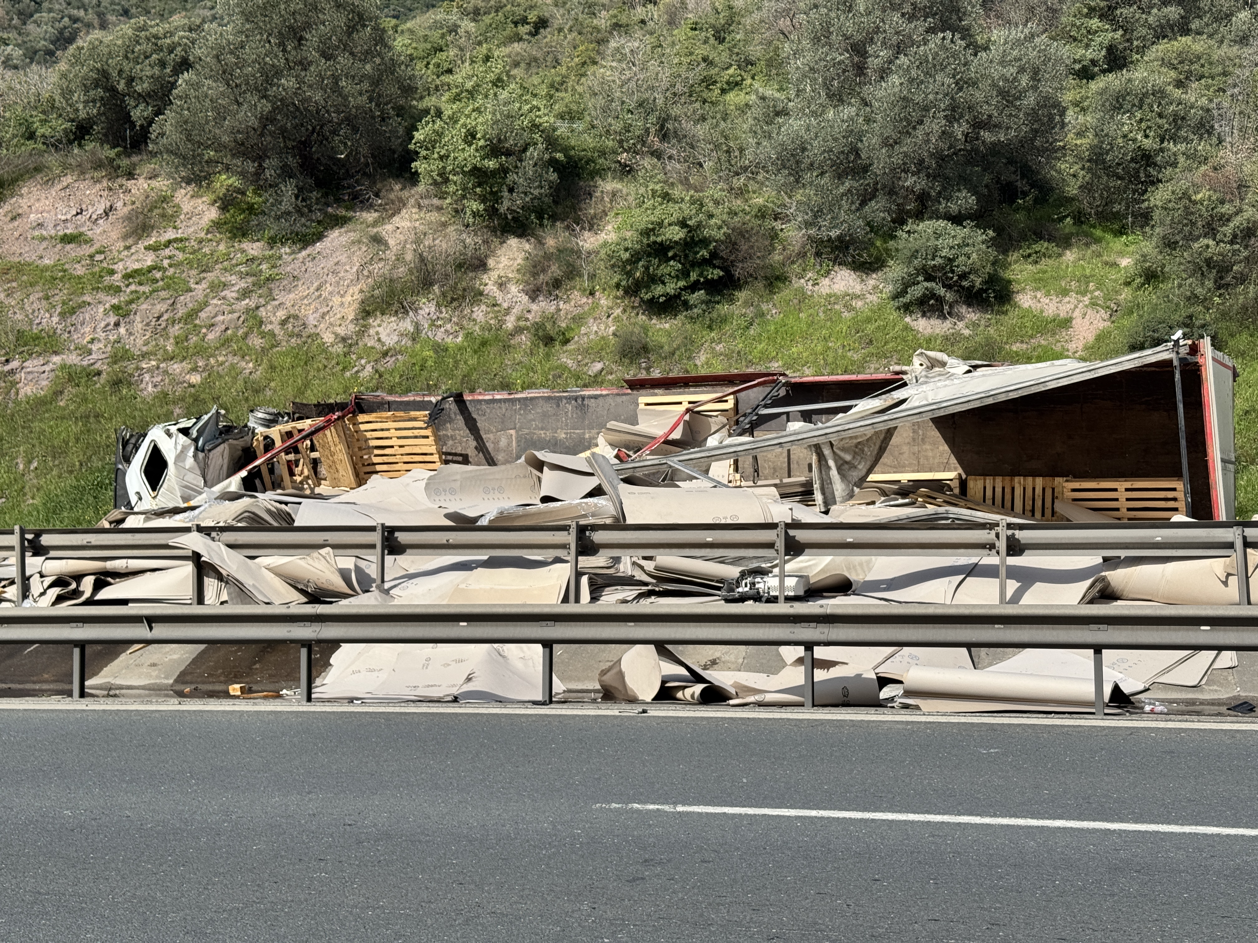 A A 20260220 40621293 40621292 A N A D O L U O T O Y O L U N U N I S T A N B U L Y O N U K O C A E L I K E S I M I N D E K I K A Z A N E D E N I Y L E U L A S I M A K A P A N D I