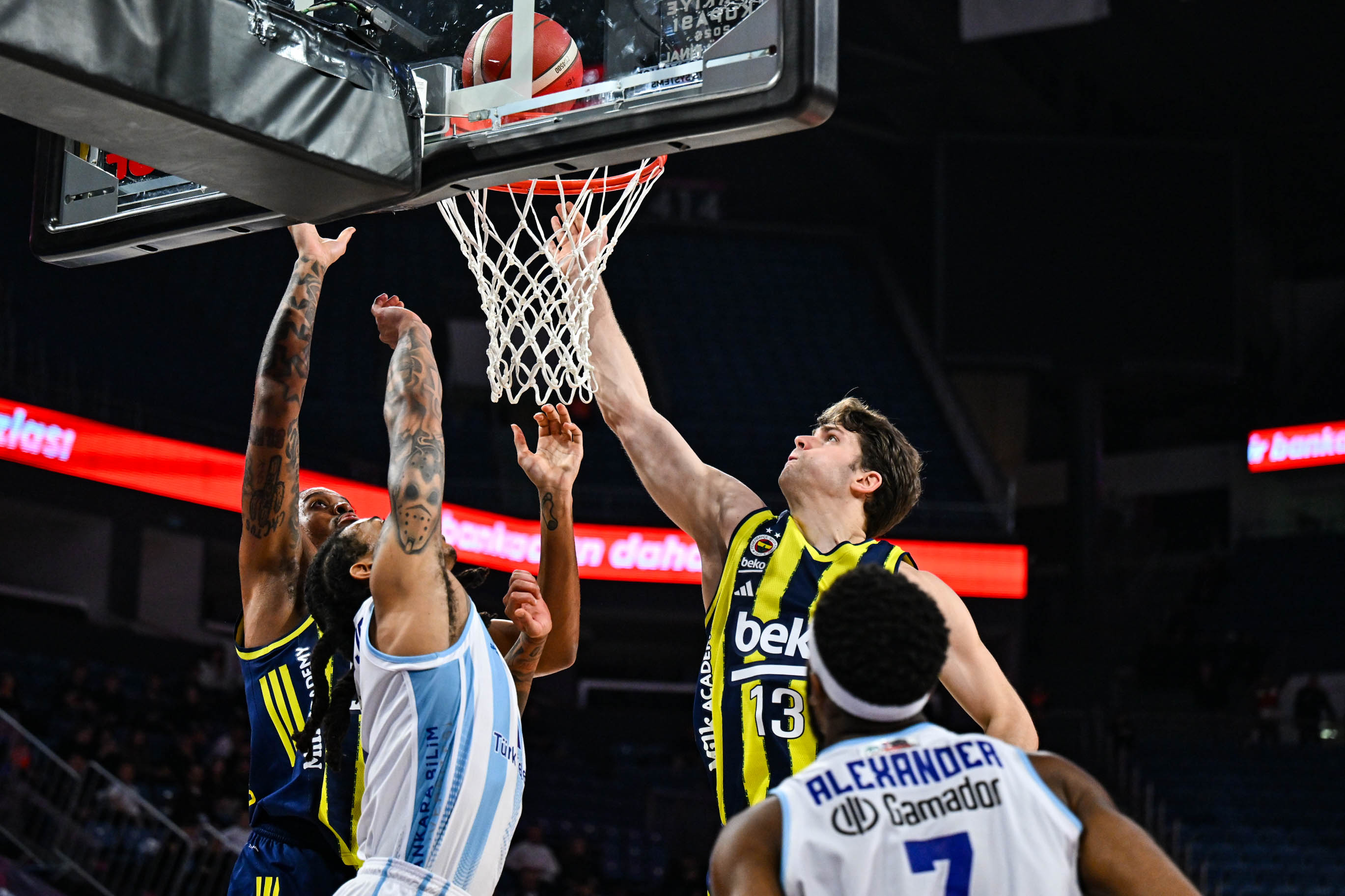 A A 20260220 40626351 40626340 F E N E R B A H C E B E K O T U R K T E L E K O M