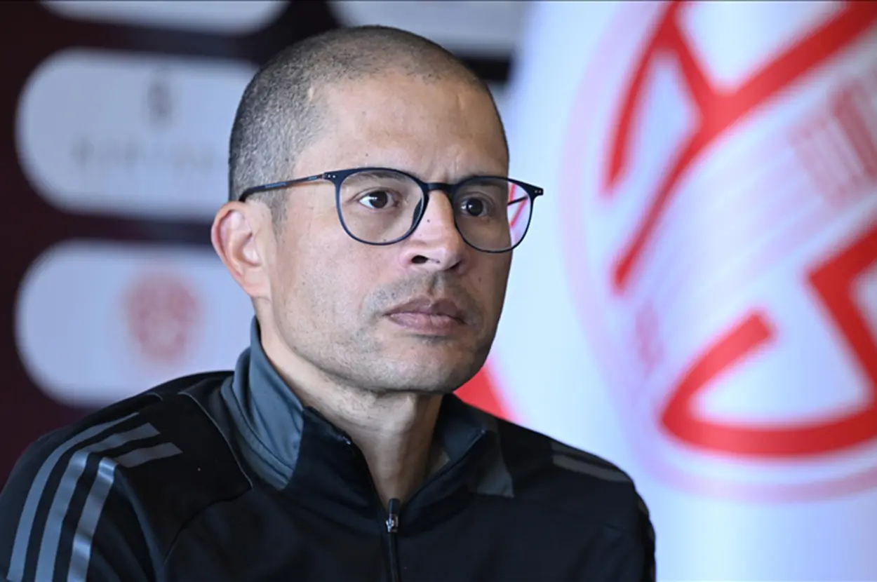 Alex De Souza 629053