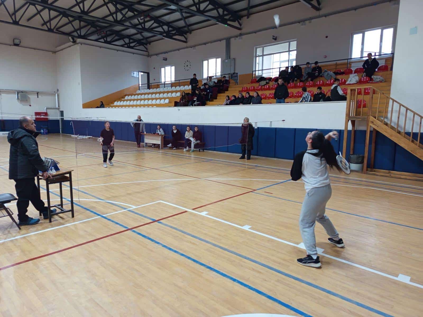 Ecec61D6A43B18D8218461Ef24B5F812