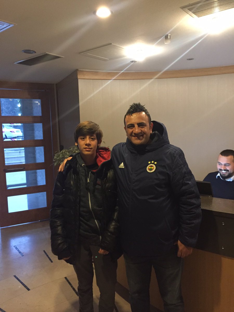 Fyb3Eg2 W I A I X F Ys