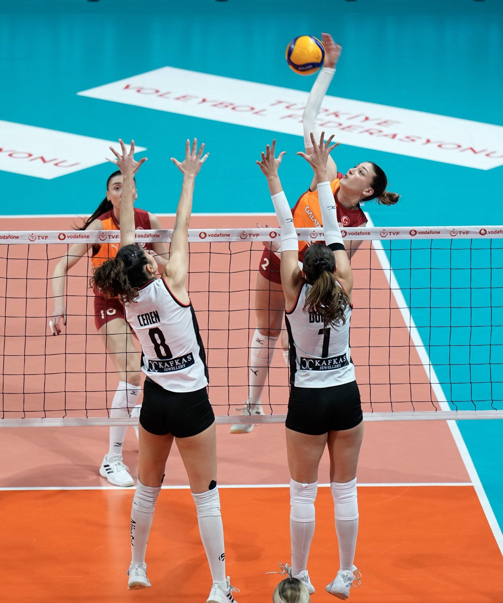 Besiktas Galatasaray Voleybol 2