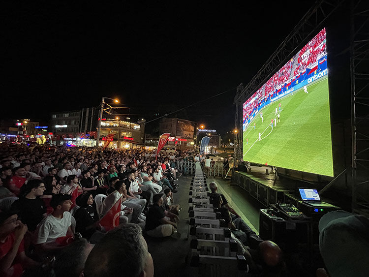 02.05 19 New Folder (5) Aa 34981394